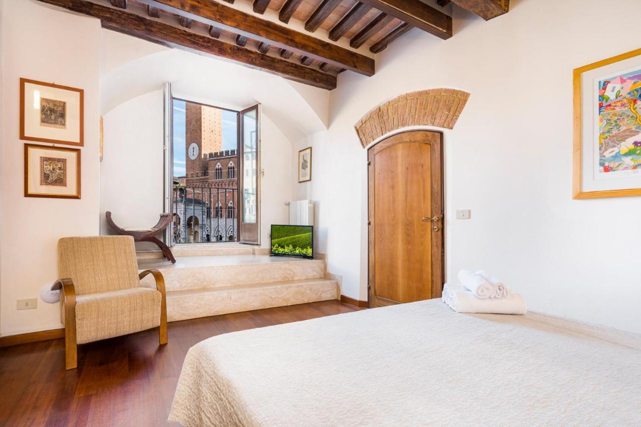 The Balcony - Affaccio Su Piazza Del Campo Appartement