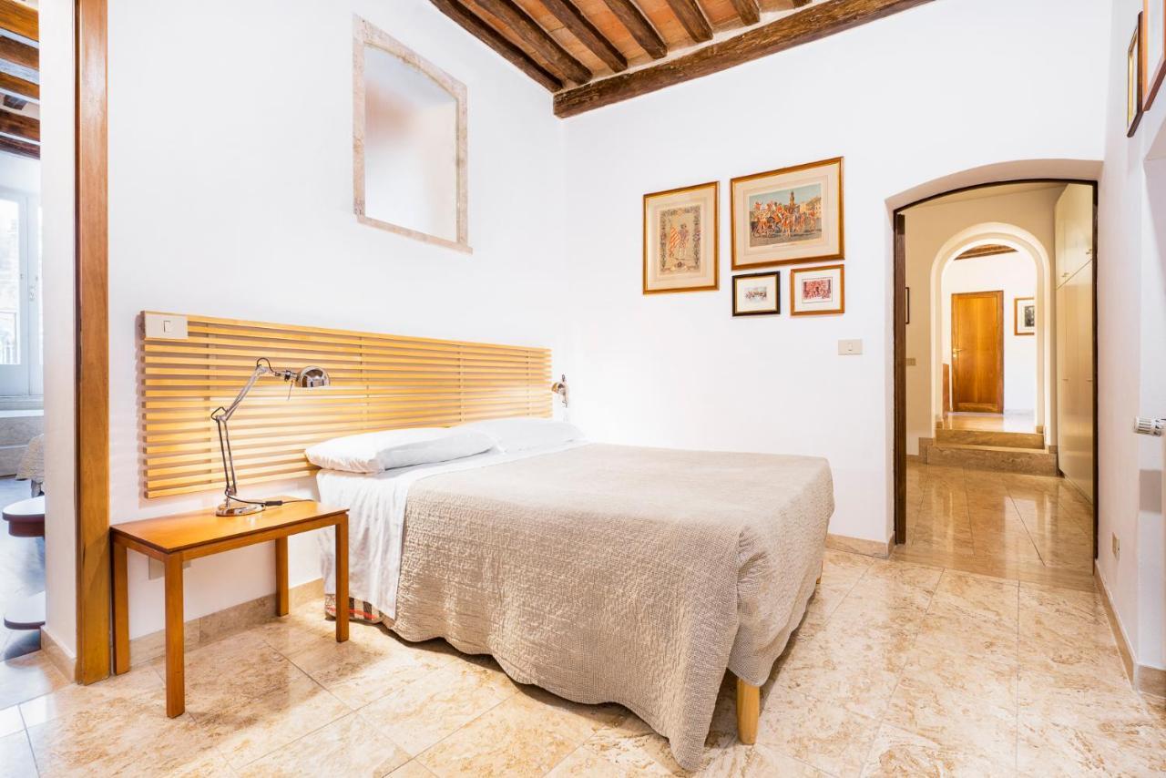 The Balcony - Affaccio Su Piazza Del Campo Appartement Sienne