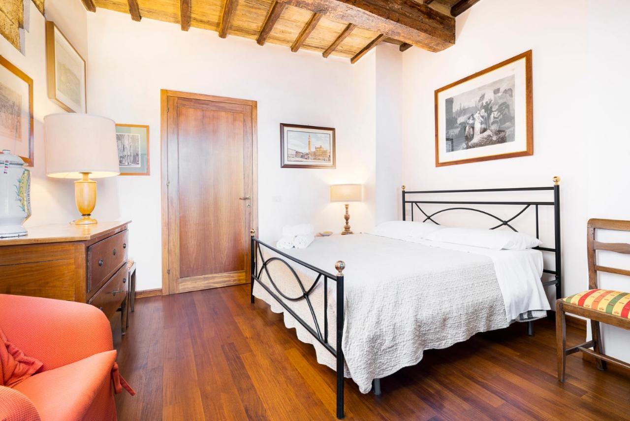 The Balcony - Affaccio Su Piazza Del Campo Appartement