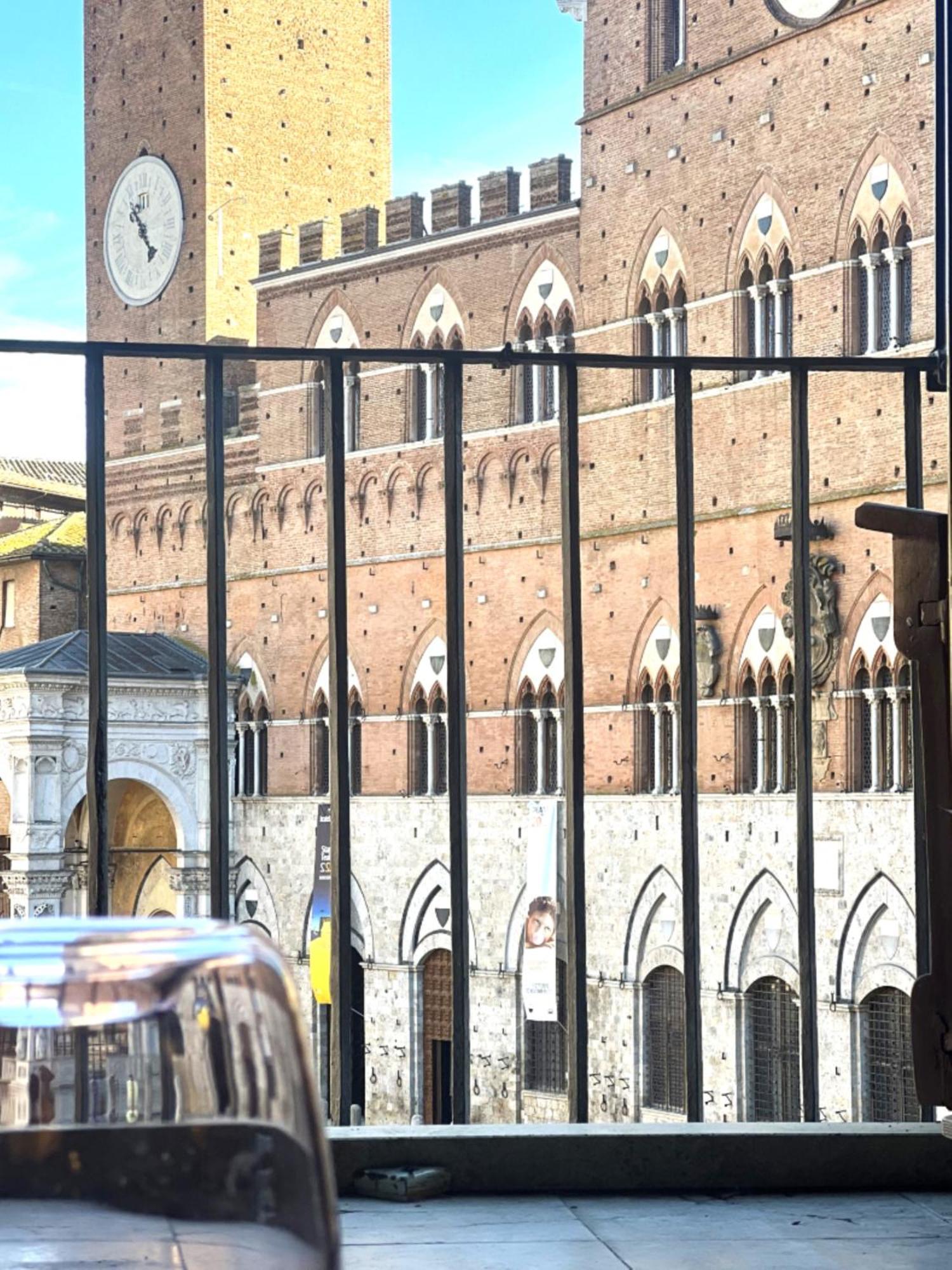 The Balcony - Affaccio Su Piazza Del Campo * Siena